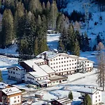 San Giusto Hotel 3*
